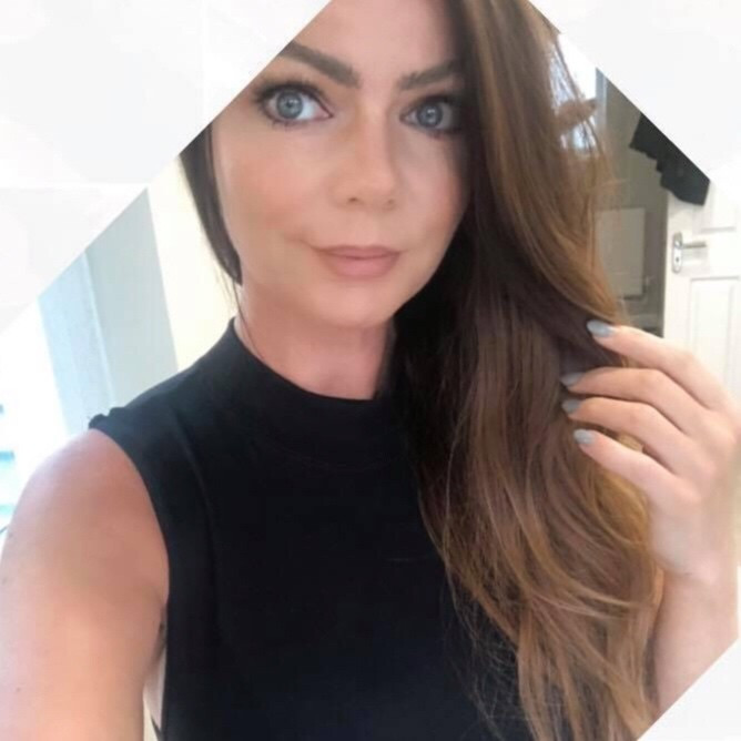 Nicola from Pitch Sales Solutions